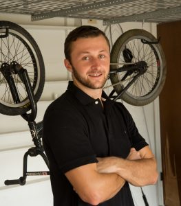 Professional Installer at Smart Racks